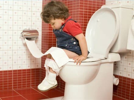 Các bệnh trẻ em thường gặp vào mùa hè