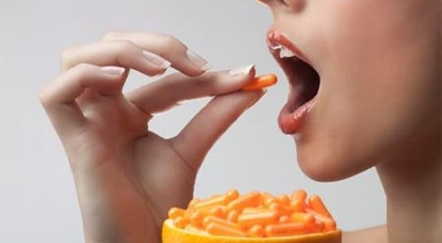 Viêm phổi uống thuốc gì? đau ngực, khó thở