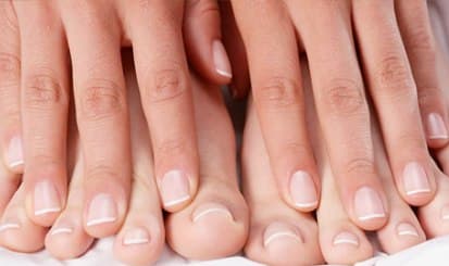 dau-hieu-benh-nam-mong-tay2