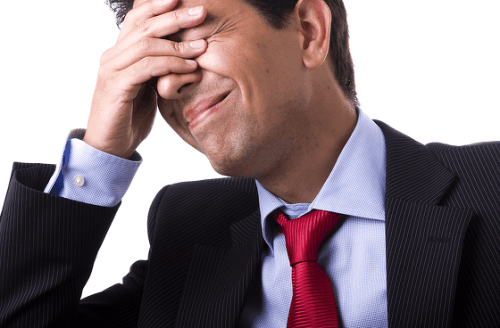 dau-nua-dau-va-u-tai-benh-gi