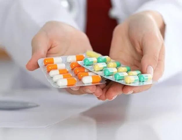 theo dõi và Điều trị viêm đại tràng xuất huyết