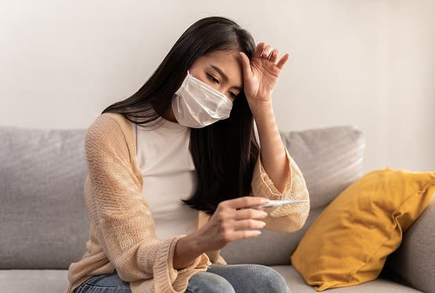 Triệu chứng viêm phổi thùy là gì?