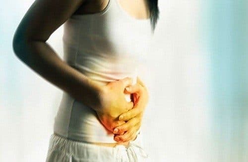 Viêm loét dạ dày - tá tràng là một trong các bệnh về dạy dày thường gặp khiến người bệnh xuất hiện các cơn đau, khó chịu