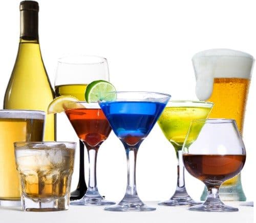 Hạn chế tối đa việc uống rượu khi bị viêm loét dạ dày tá tràng