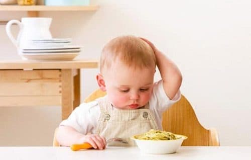 Nguyên nhân trẻ rối loạn tiêu hóa còn do chế độ dinh dưỡng không phù hợp