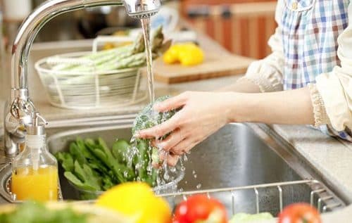 Để phòng tránh lỵ amip, người bệnh cần chú ý vấn đề vệ sinh an toàn thực phẩm, ăn chín, uống sôi để không bị nhiễm khuẩn