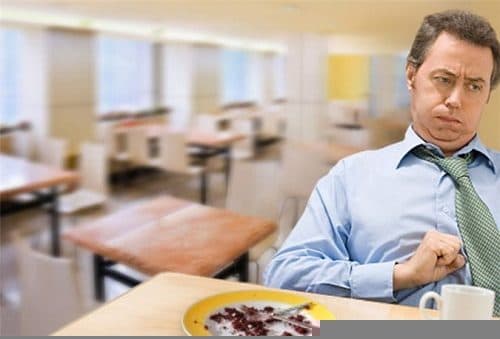 Khó tiêu là triệu chứng rất hay gặp sau khi ăn quá nhiều chất, các loại thực phẩm khác nhau, ăn nhanh