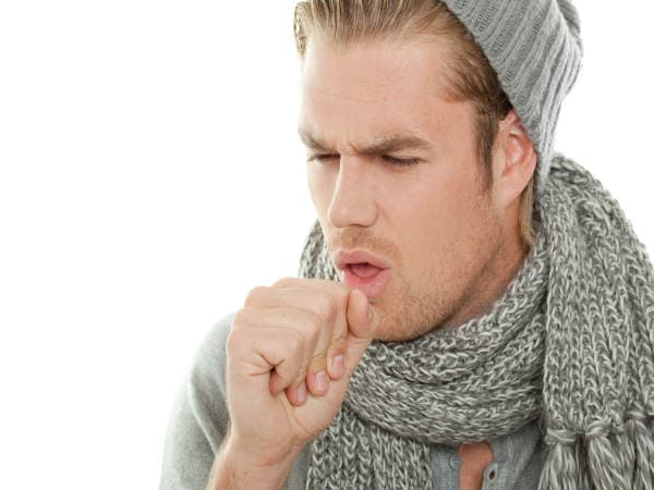 Các bệnh lý về đường hô hấp cũng gây đau tức ngực ở nam giới