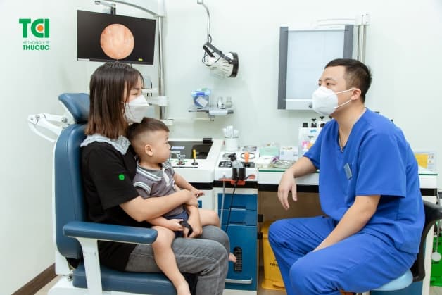 Trẻ bị đau dạ dày