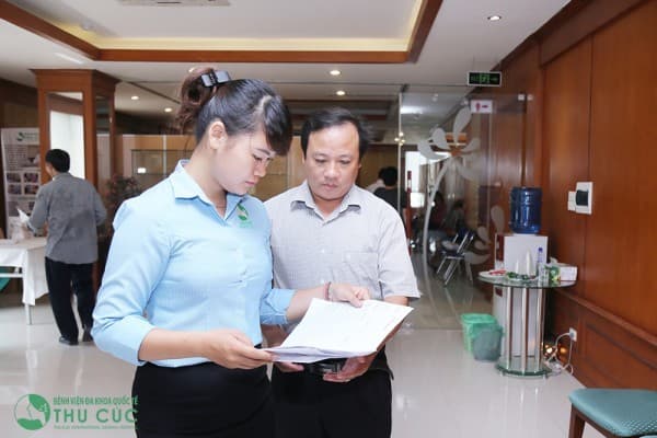 Khám sức khỏe cho nhân viên cán bộ quận ủy Tây Hồ