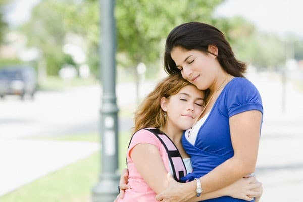 Góc giải đáp: Khi nào nên khám phụ khoa cho bé gái?