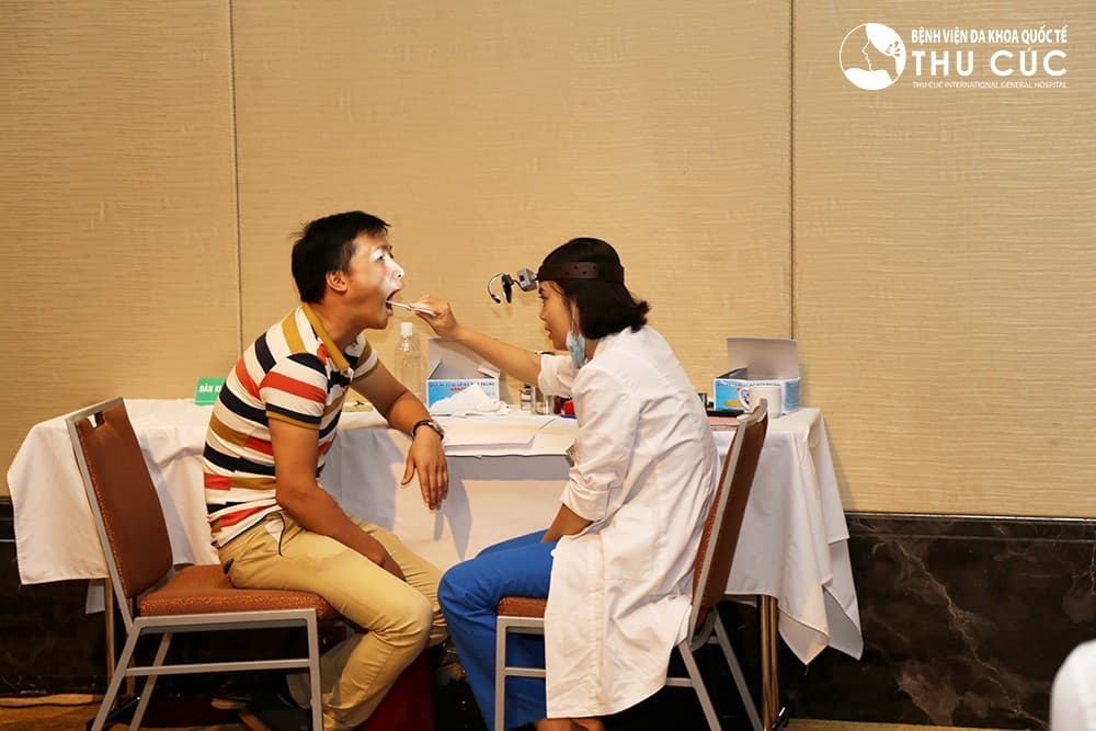 nhân viên khách sạn JW Marriott khám sức khỏe với gói rất đầy đủ: khám Nội, siêu âm...