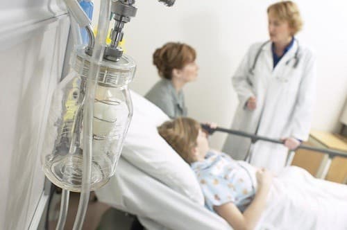 Suy thận mạn (STM) là một hội chứng lâm sàng và sinh hóa tiến triển mạn tính qua nhiều năm tháng.