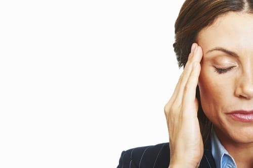Chẩn đoán migraine ói mửa, nhạy cảm với ánh sáng