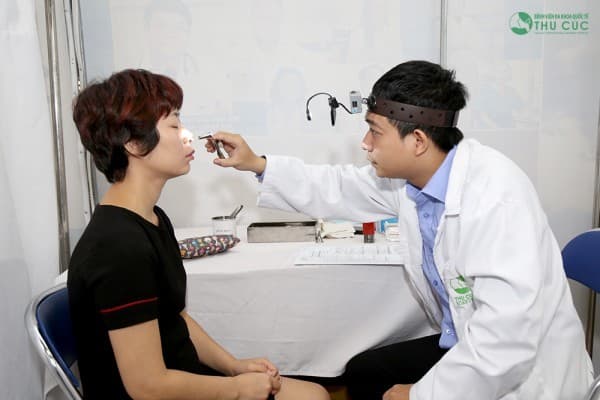 sân bay đạt cấp 4E theo tiêu chuẩn của ICAO với hai đường cất