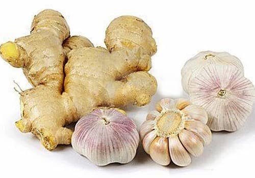 Gừng tỏi khi thêm vào canh giúp giải cảm