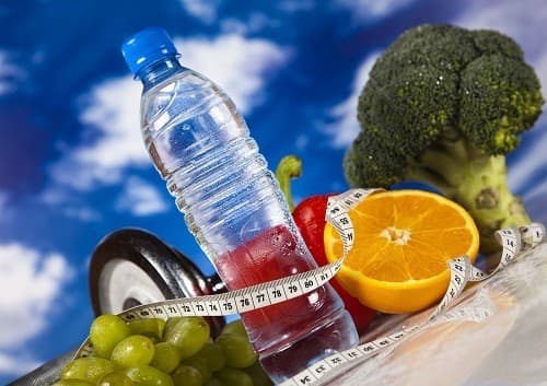 Chế độ ăn uống hợp lý và lối sống lành mạnh có thể làm giảm nguy cơ mắc bệnh trĩ. 