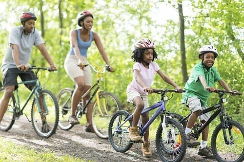 Tập thể dục thường xuyên giúp tăng cường sức khỏe, giữ huyết áp ở mức ổn định.