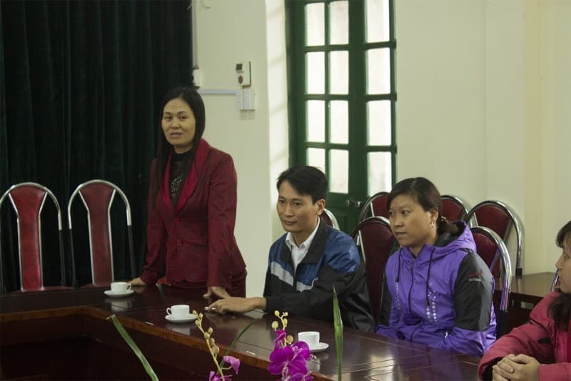 Bệnh viện Thu Cúc làm việc cùng phòng giáo dục Than Uyên