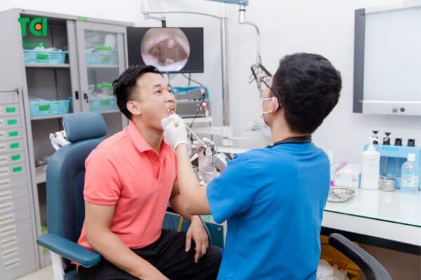 Chủ động thăm khám và tiêm chủng để phòng ngừa mắc các bệnh lý tai mũi họng nguy hiểm