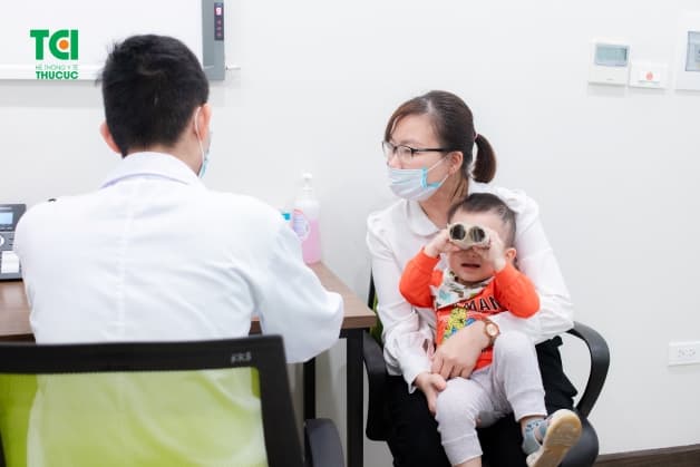 xử trí khi trẻ nôn ói