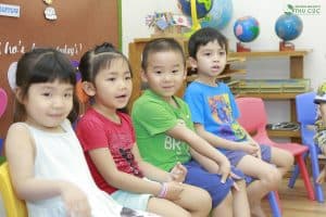 Các bé trường mầm non Mặt trời bé thơ