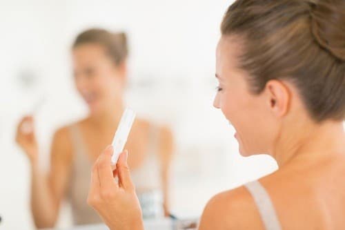 Chửa ngoài dạ con hay thai ngoài tử cung là tình trạng thai không nằm trong lòng tử cung mà nằm ở những vị trí khác bên ngoài tử cung, thường gặp nhất là ở vòi trứng.