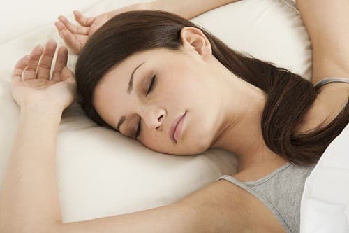 Sau khi mổ thông tắc vòi trứng, người bệnh nên dành thời gian nghỉ ngơi hợp lý.