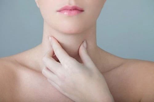 Viêm amidan hốc mủ là gì? gây ra nhiều biến chứng