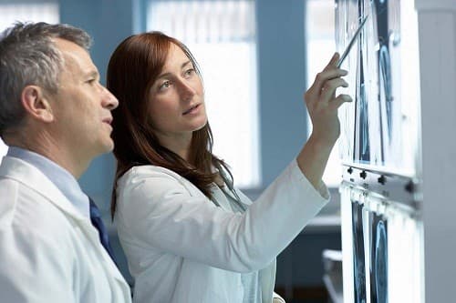 Các kỹ thuật kết xương trong gãy xương đòn