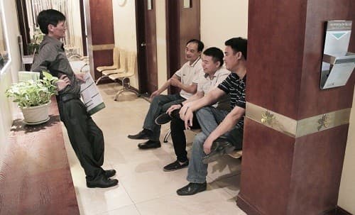 Nhiều người tìm đến Bệnh viện Thu Cúc để được thăm khám và có chỉ định điều trị cụ thể