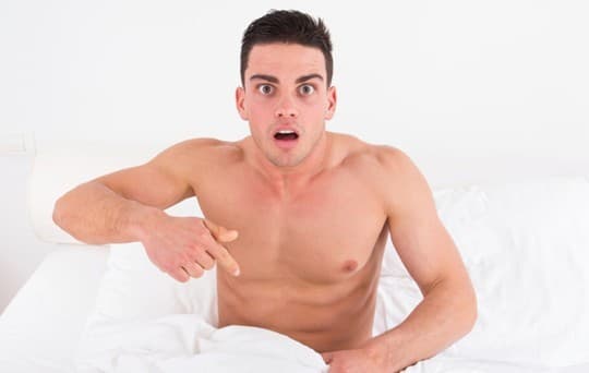 Xuất tinh ra máu có nguy hiểm không?