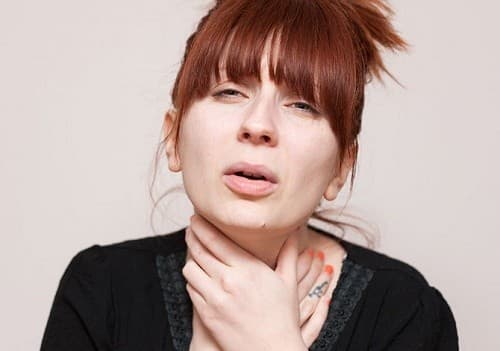  Viêm thanh quản cấp xảy ra quanh năm, nhưng mùa mưa, ẩm ướt, lạnh, rét, bệnh dễ xuất hiện hơn ảnh hưởng lớn đến sức khỏe