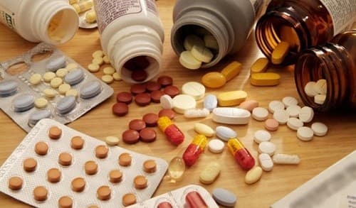 Việc tự ý mua thuốc về chữa viêm xoang đã khiến tình trạng bệnh ngày càng nặng hơn