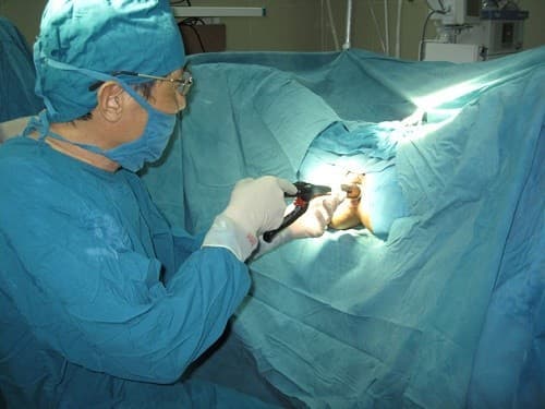 sau-phau-thuat-tri-can-chu-y-gi