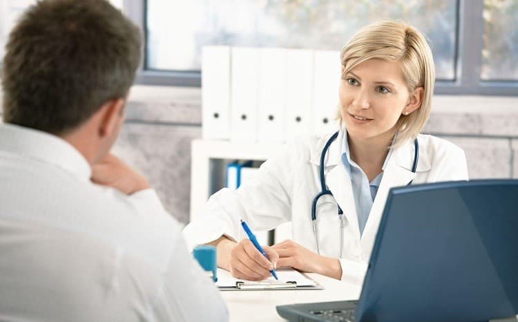 Cho tới thời điểm hiện nay, y học vẫn chưa thể xác định chính xác nguyên nhân gây giãn tĩnh mạch thừng tinh.