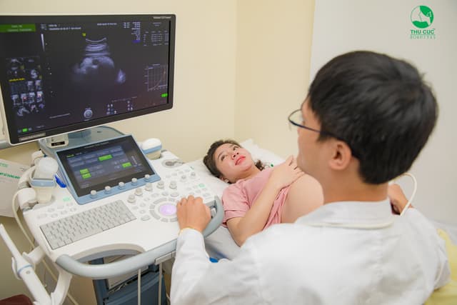 Chậm kinh bao lâu thì nên thử que và đi khám thai?