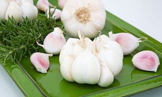 nhung-thuc-pham-vang-cho-la-gan-cua-ban4