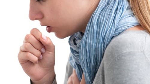 Người bệnh cần đi khám ngay khi thấy dấu hiệu bị lao phổi để kịp thời xử lý