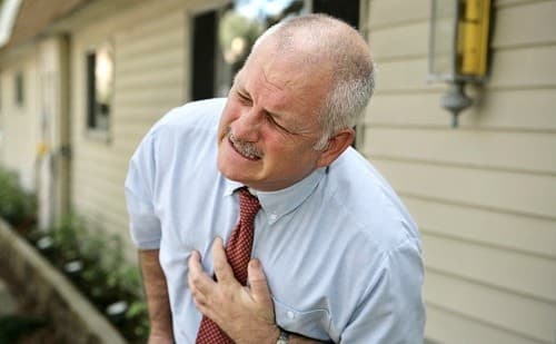 Có nhiều nguyên nhân gây suy hô hấp như mắc các bệnh tại phổi và các bệnh ngoài phổi