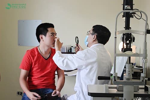 benh-dau-mat-do-co-lay-khong2