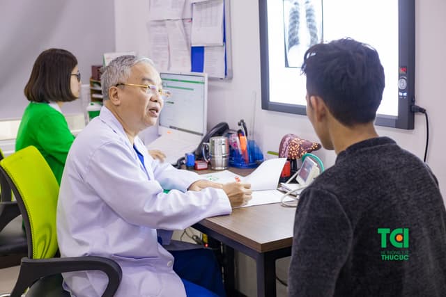 Lần đầu tiên khám bệnh ngoài giờ hành chính mà chi phí