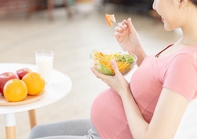 Tránh những thực phẩm nặng mùi giúp làm giảm buồn nôn trong 3 tháng mang thai đầu hiệu quả