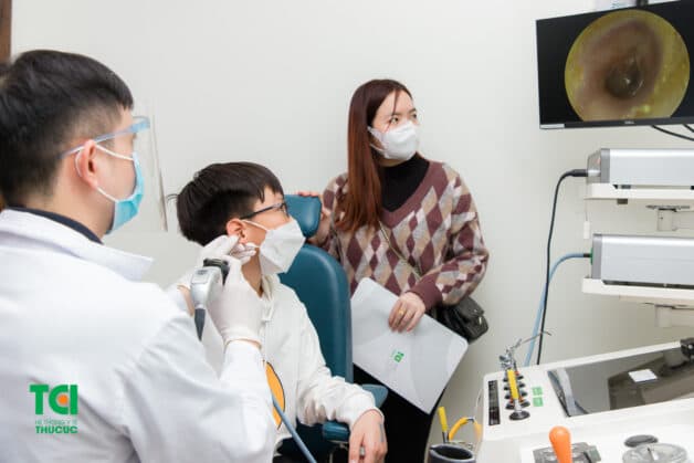 Điều trị bệnh lý về tai