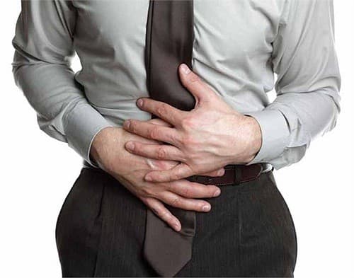 Khi có những triệu chứng nghi ngờ mắc ung thư đại trực tràng, người bệnh cần làm xét nghiệm CEA