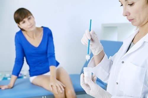 Xét nghiệm ung thư cổ tử cung như Pap, HPV sẽ giúp chẩn đoán