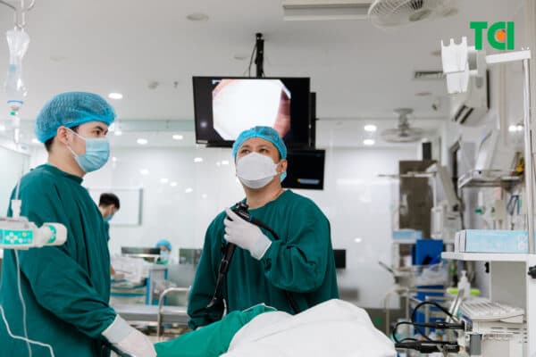 Ekip nội soi đại tràng