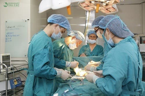 Phẫu thuật là phương pháp điều trị trong những trường hợp ung thư tuyến nước bọt giai đoạn đầu