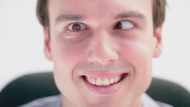 Liệt dây thần kinh số 6 phải làm sao