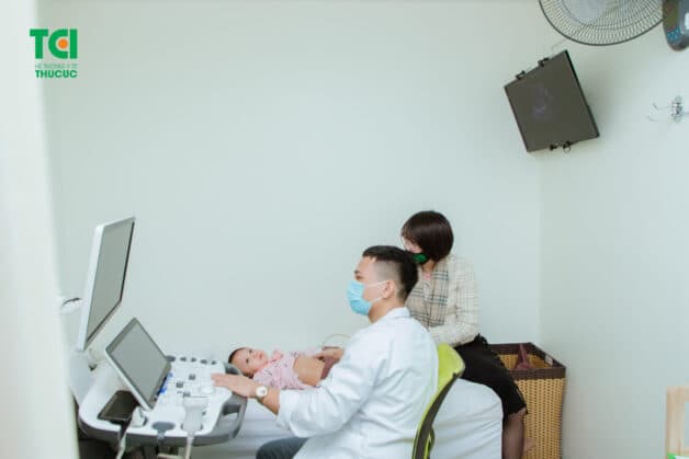 Siêu âm chẩn đoán xác định thoát vị rốn